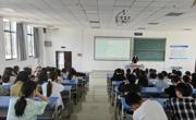 外国语学院举办“薪火相传 研途引航”考研经验交流分享会